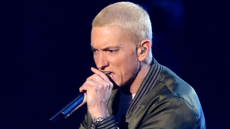 Eminem – Rap God Lyrics