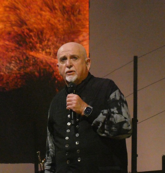 Peter Gabriel at Crypto.com Arena